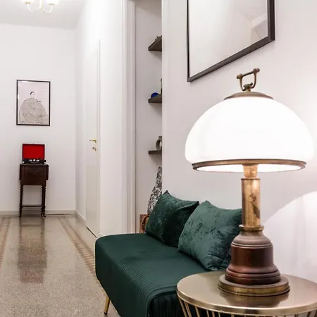 Apartament Golden Retreat Rzym