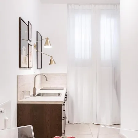 Golden Retreat Roma