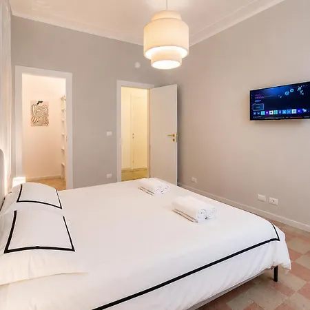 Golden Retreat Roma